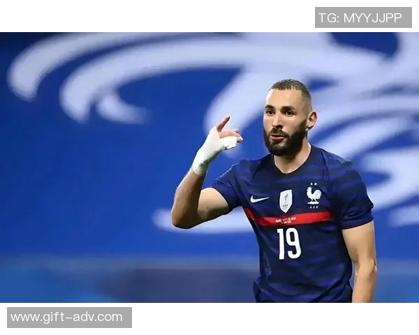 燃情绿茵传奇球星故事汇聚一堂见证足球荣耀与梦想征程 燃情绿茵传奇球星故事汇聚一堂见证足球荣耀与梦想征程